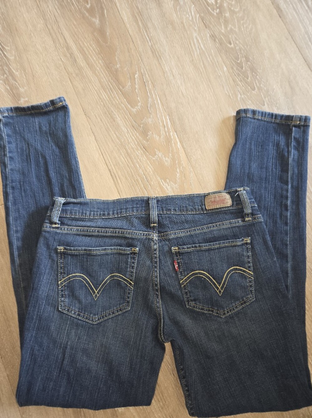 Levi's Women's Dark Blue Skinny Jeans Sz 7 Short